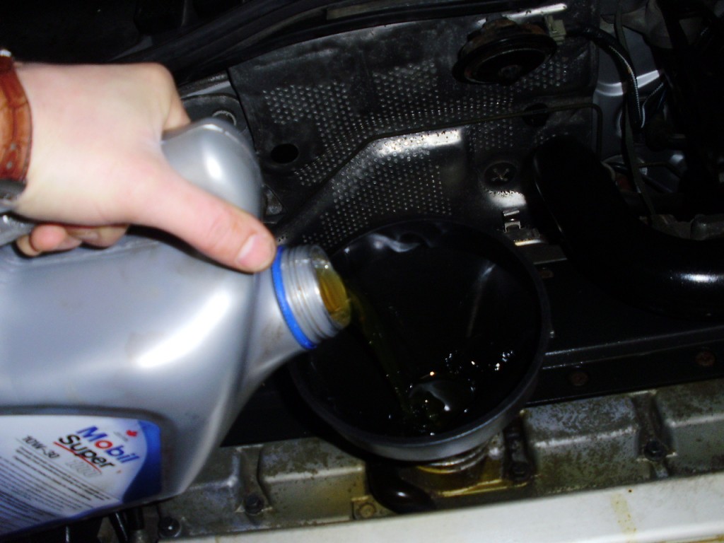 how to put engine oil in your car